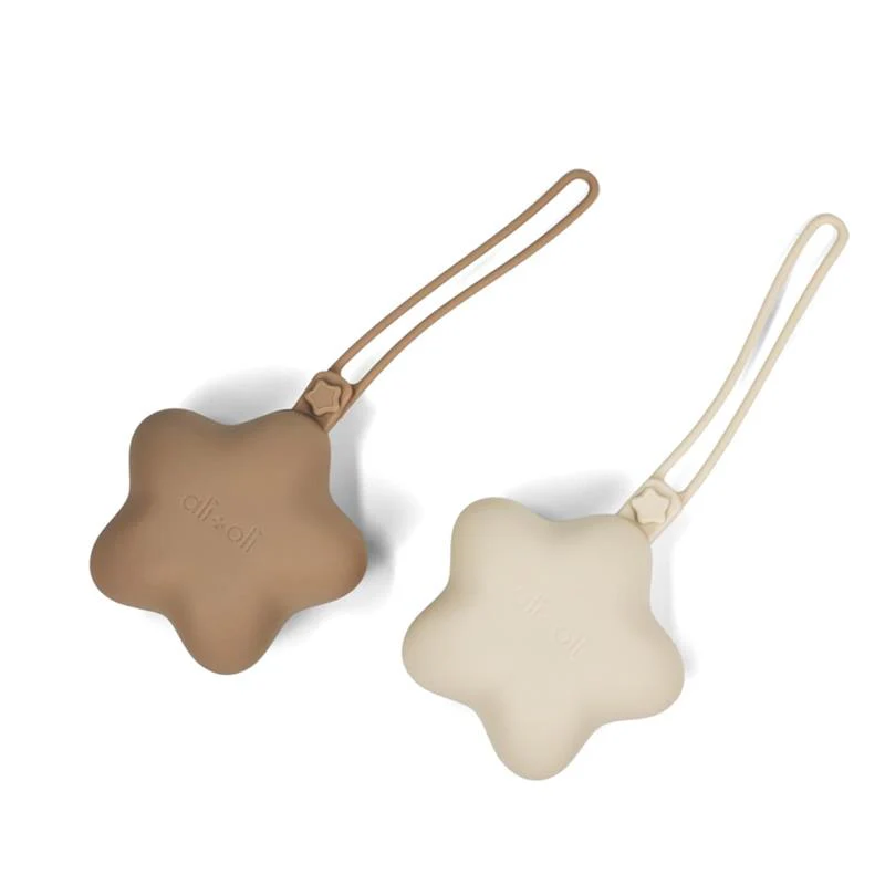 Ali + Oli - Silicone Pacifier Case Star 2Pk, Taupe-Sand - Image 4