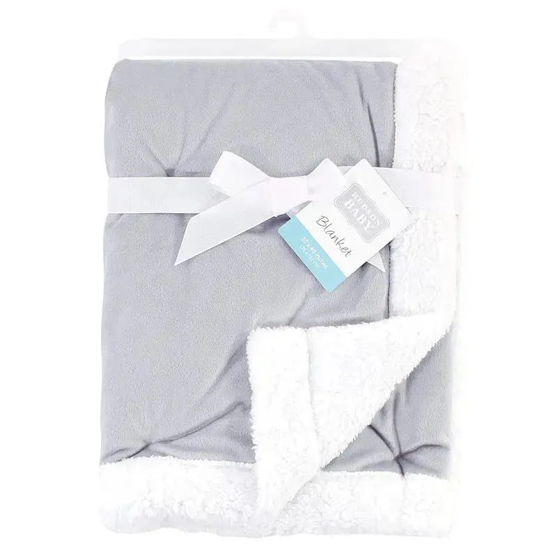 Baby Vision Blanket with Sherpa Back, Gray/White - Image 2