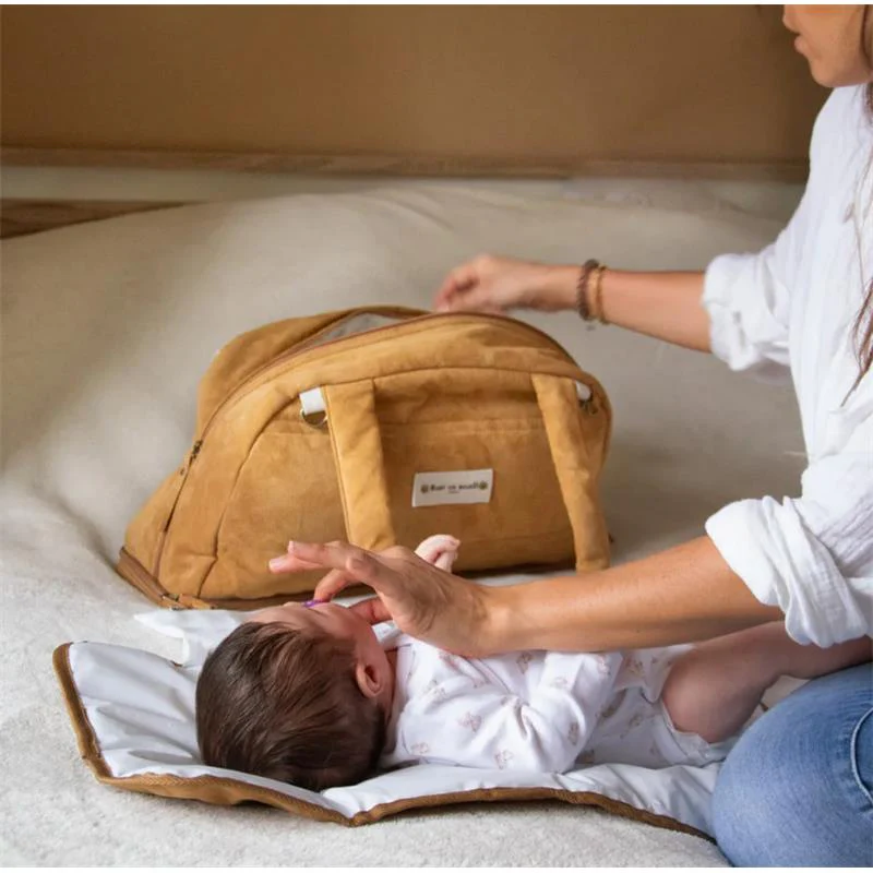 Bbluv - Doudoune Changing Bag, Camel - Image 4