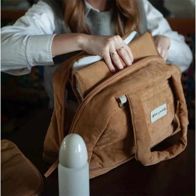 Bbluv - Doudoune Changing Bag, Camel - Image 5