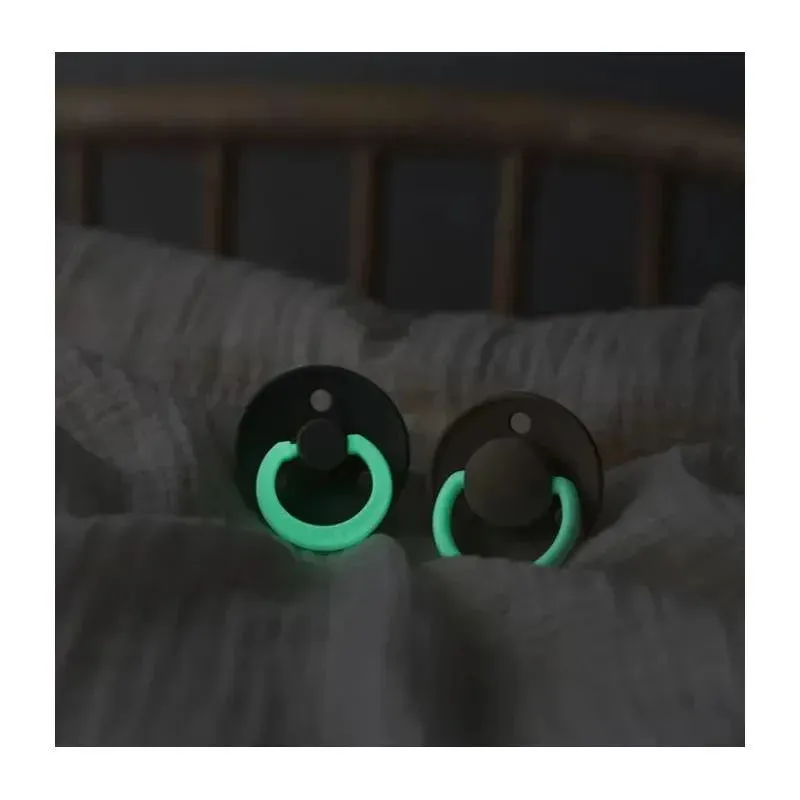 BIBS - 2Pk Vanilla GLOW/Dark Oak GLOW Rubber Baby Pacifier, 6/18M - Image 3