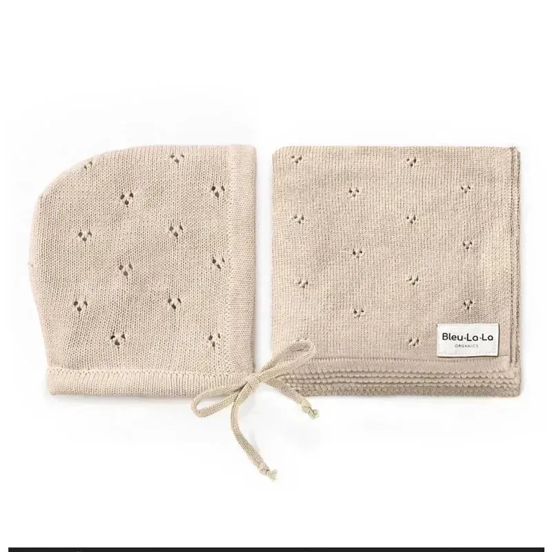Bleu La La - 100% Organic Cotton Luxury Organic Blanket + Bonnet Hat Set, Beige