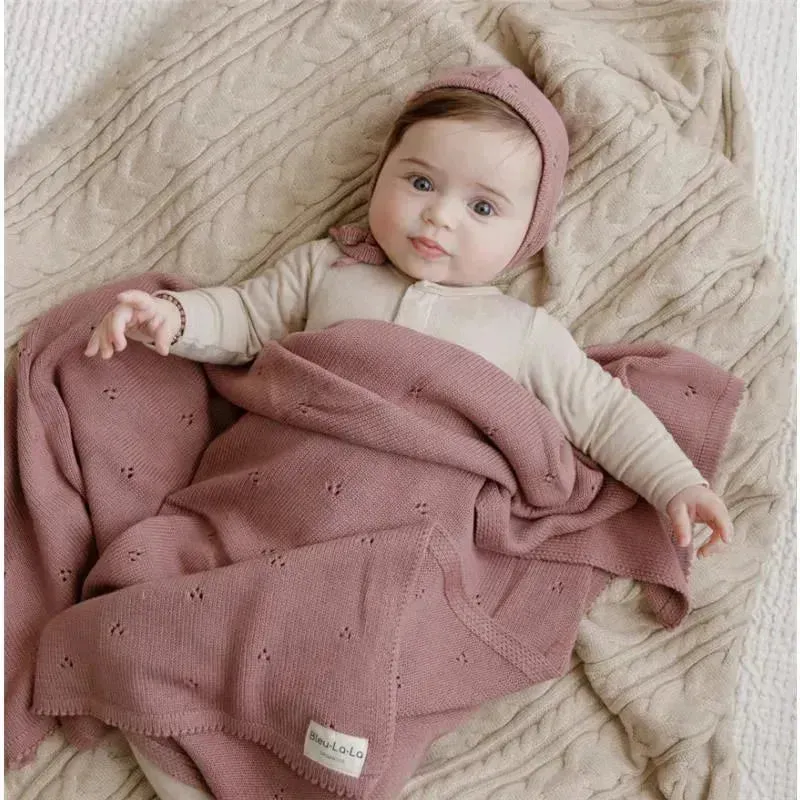 Bleu La La - 100% Organic Cotton Luxury Organic Blanket + Bonnet Hat Set, Pink - Image 4