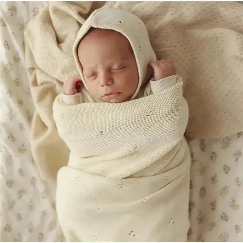 Bleu La La - 100% Organic Cotton Luxury Organic Blanket + Bonnet Hat Set, Pink - Image 7