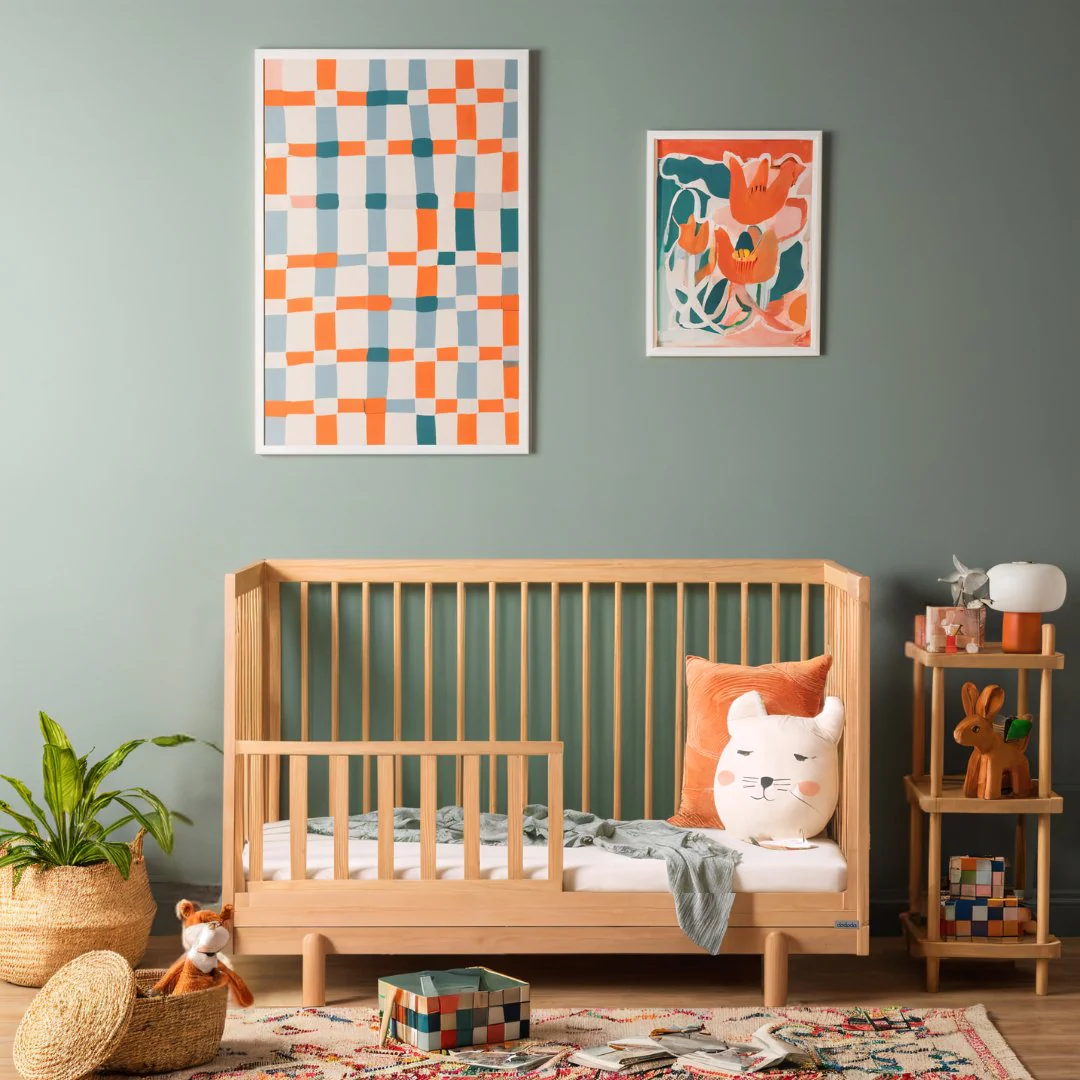 Bliss 4-in-1 Convertible Crib - Image 3