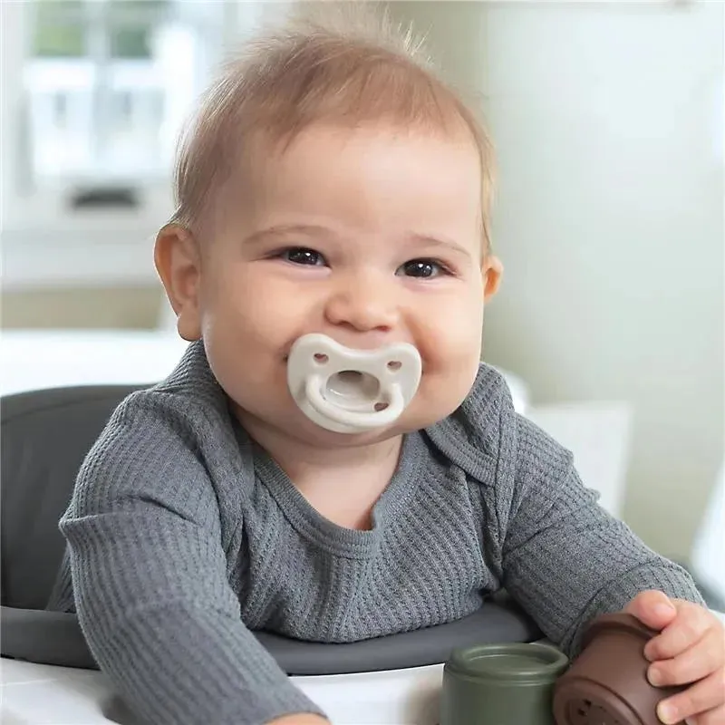 Chicco PhysioForma Luxe Silicone One Piece Pacifier for Babies Aged 0-6m Pearl Grey - Image 9