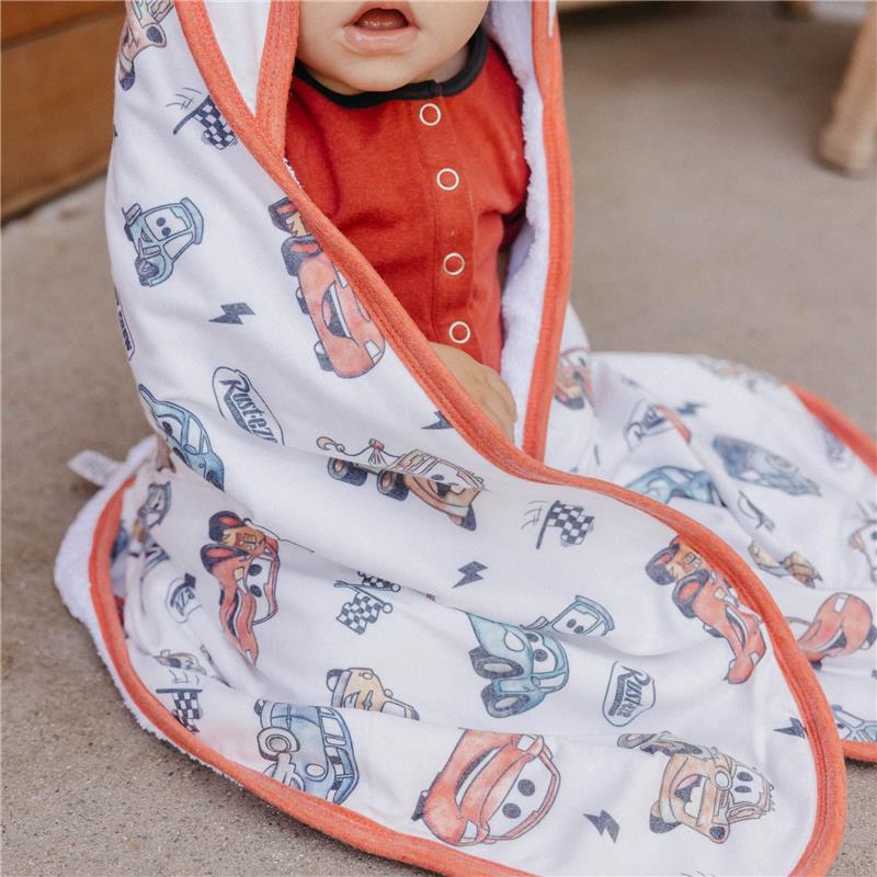 Copper Pearl Disney Pixar Cars Premium Knit Hooded Towel - Image 5