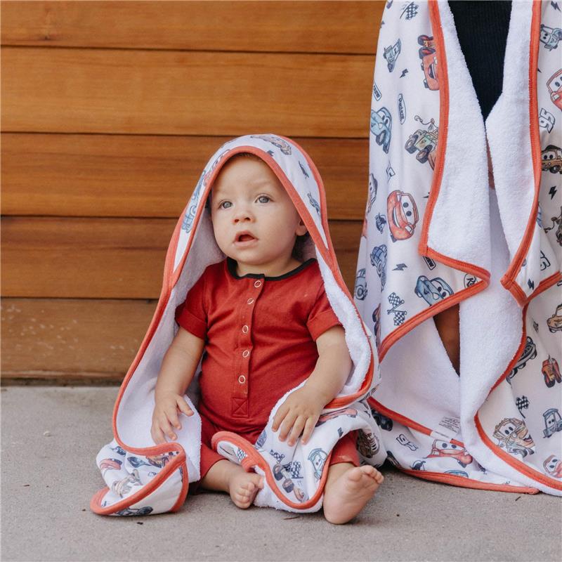 Copper Pearl Disney Pixar Cars Premium Knit Hooded Towel - Image 6