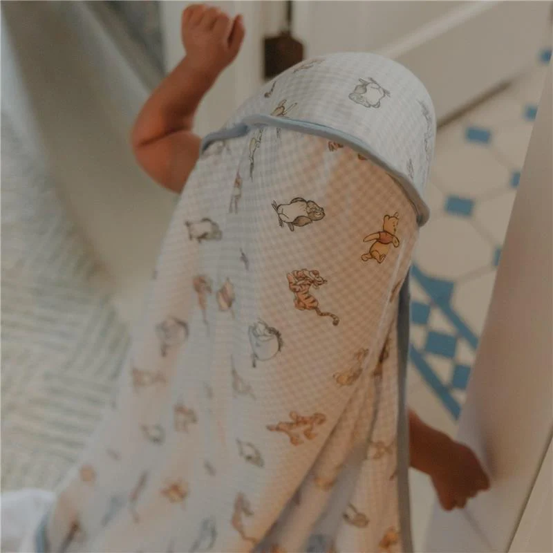 Copper Pearl - Winnie The Pooh & Friends Premium Knit Hooded Towel - Image 4
