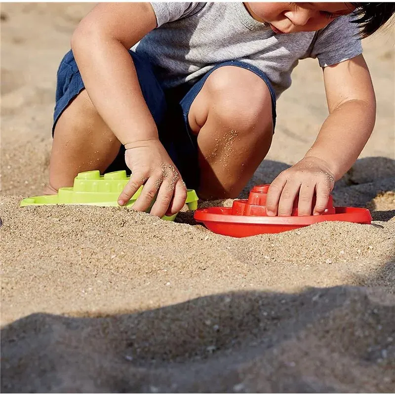 Hape - Beach and Bath Boats - Image 3