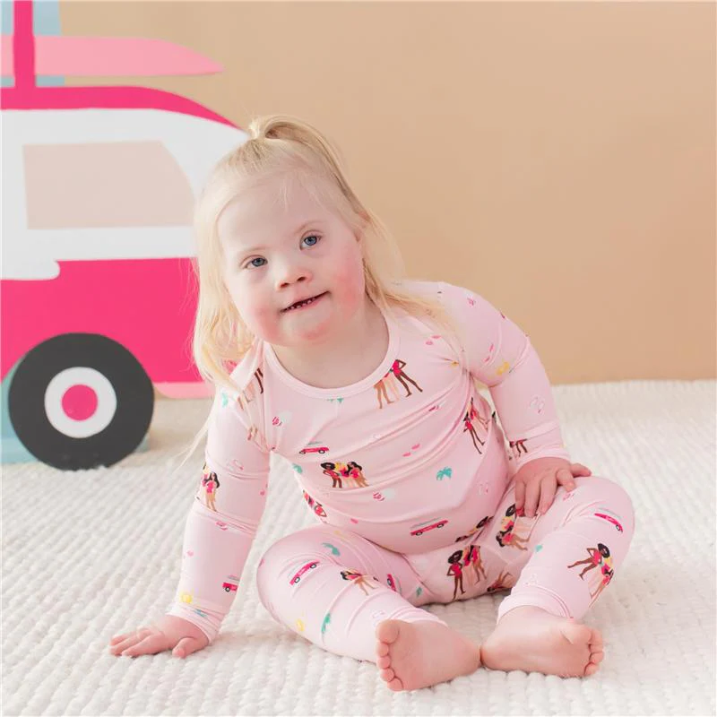 Kyte Baby - Baby Girl Long Sleeve Pajamas In Barbie™ Beach - Image 2