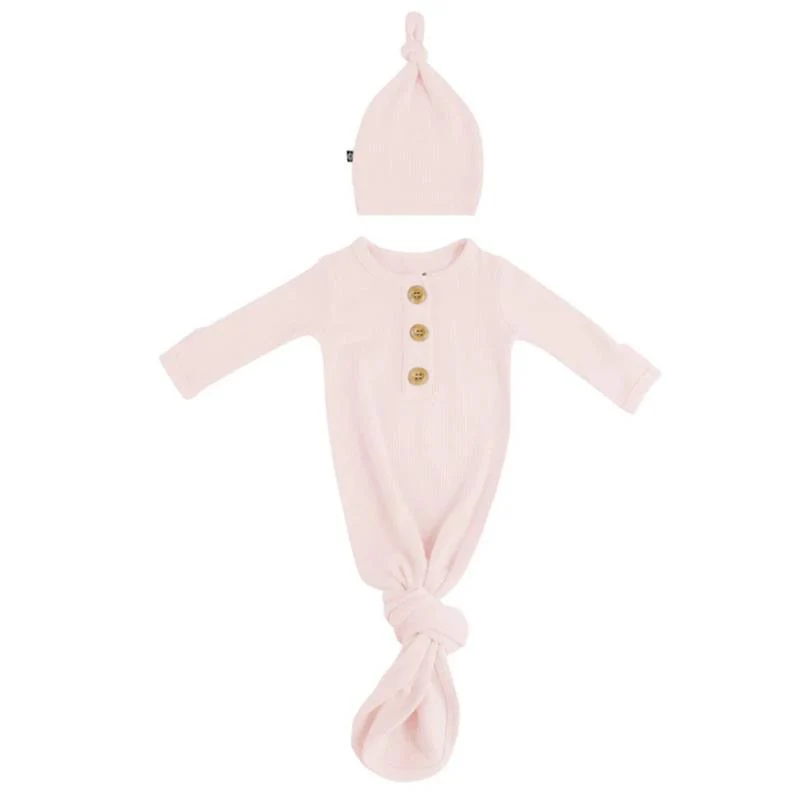 Kyte Baby - Ribbed Knotted Gown With Hat Set In Blush - Image 2