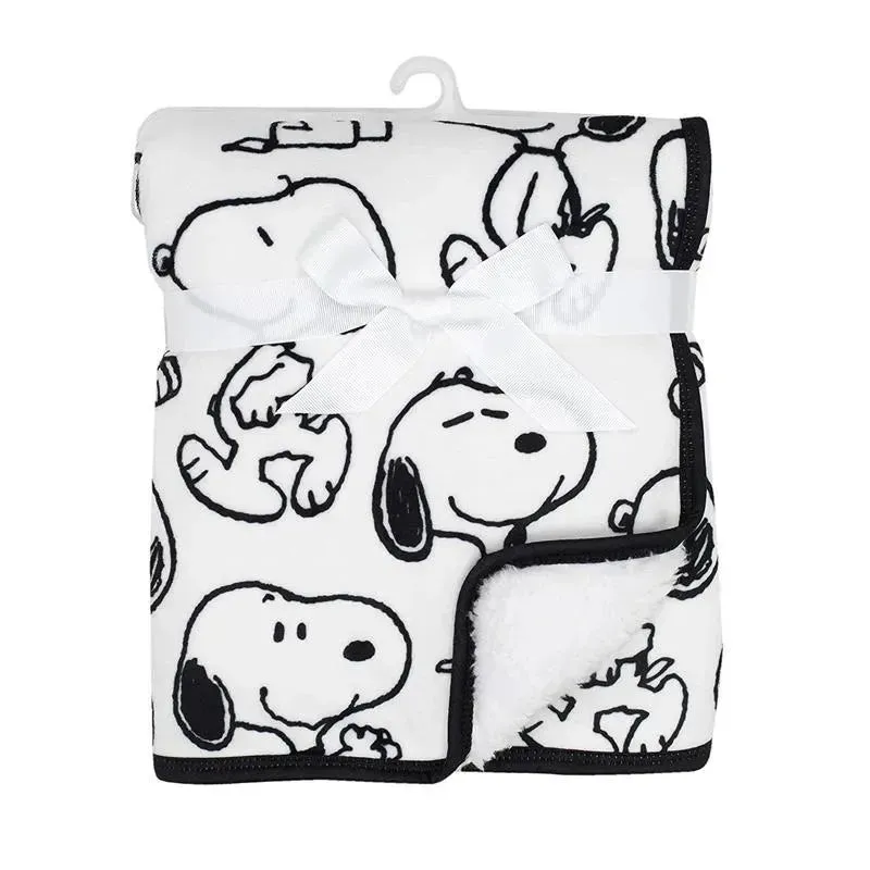 Lambs & Ivy Classic Snoopy Blanket - Image 7