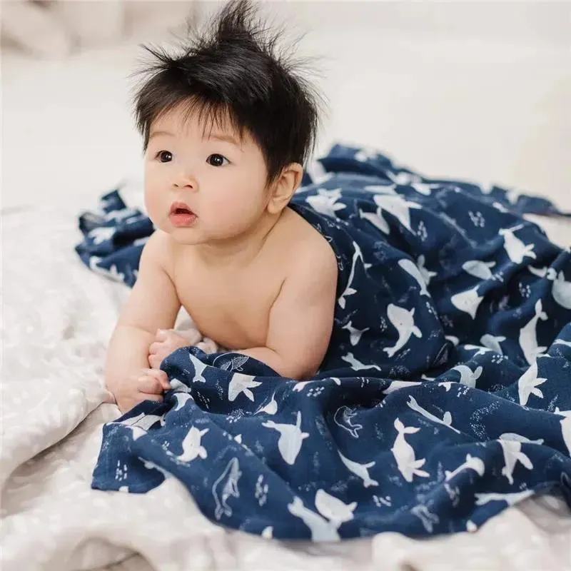Loulou Lollipop - Muslin Swaddle, Blue Whales - Image 2