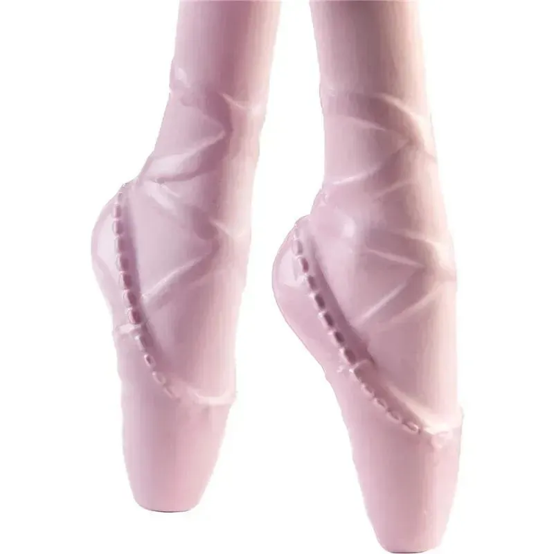 Mattel - Barbie Ballerina Doll with Ballerina Outfit - Image 2