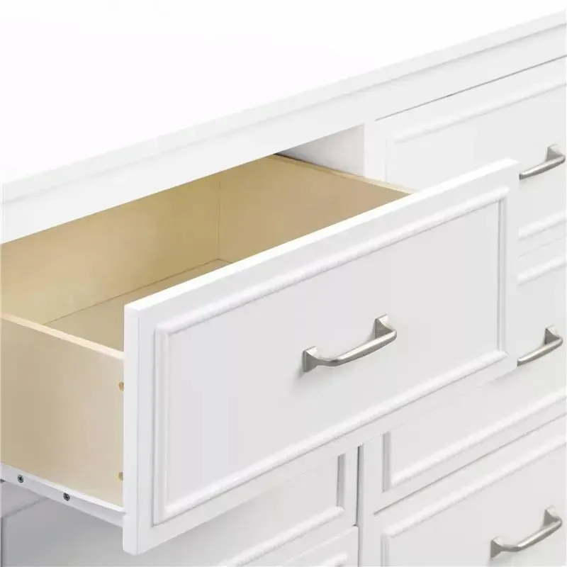 Million Dollar Baby - DaVinci Baby Charlie 6-Drawer Double Dresser in White - Image 3