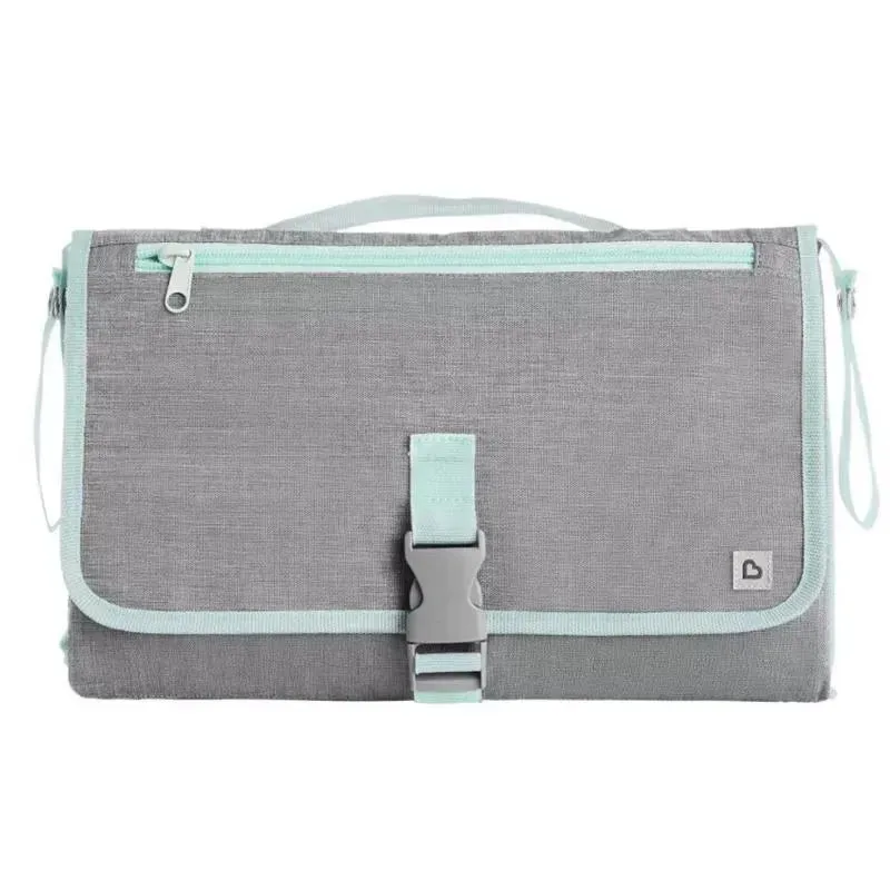 Munchkin - Munchkin Antimicrobial Diaper Changing Kit !