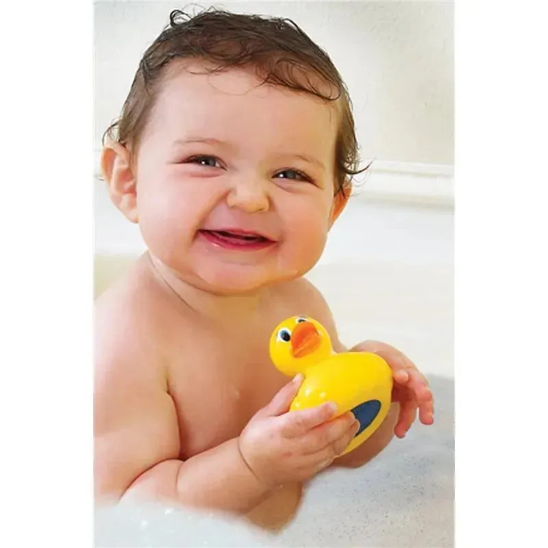 Munchkin White Hot Safety Bath Ducky - Image 3