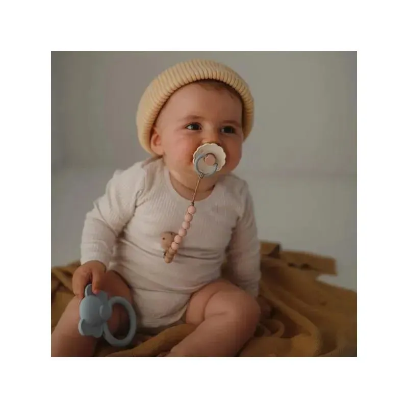 Mushie - Baby Pacifier Clip | Cleo - Blush - Image 5