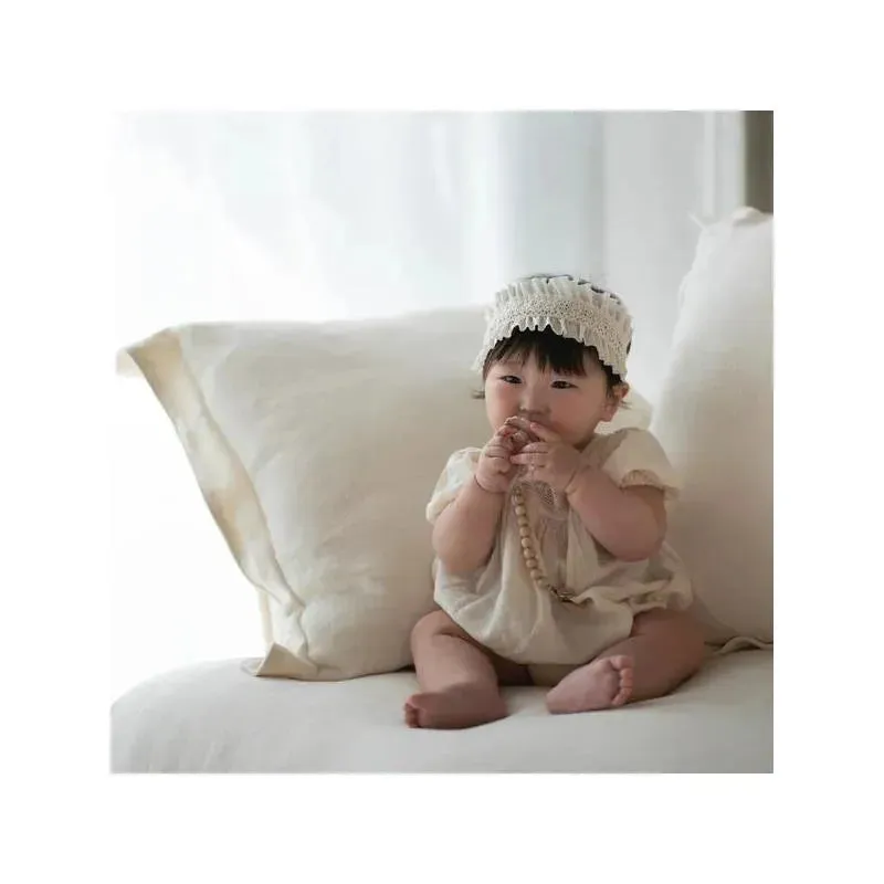 Mushie - Baby Pacifier Clip | Cleo - Wood - Image 5