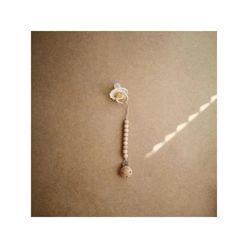 Mushie - Baby Pacifier Clip | Cleo - Wood - Image 6