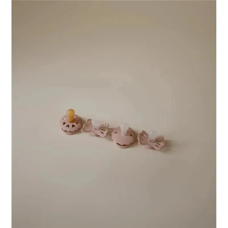 Mushie - Frigg Baby's First Pacifier? Set, Floral Heart 4-Pack, BPA-Free, 0 to 6 Months, Blush - Image 6