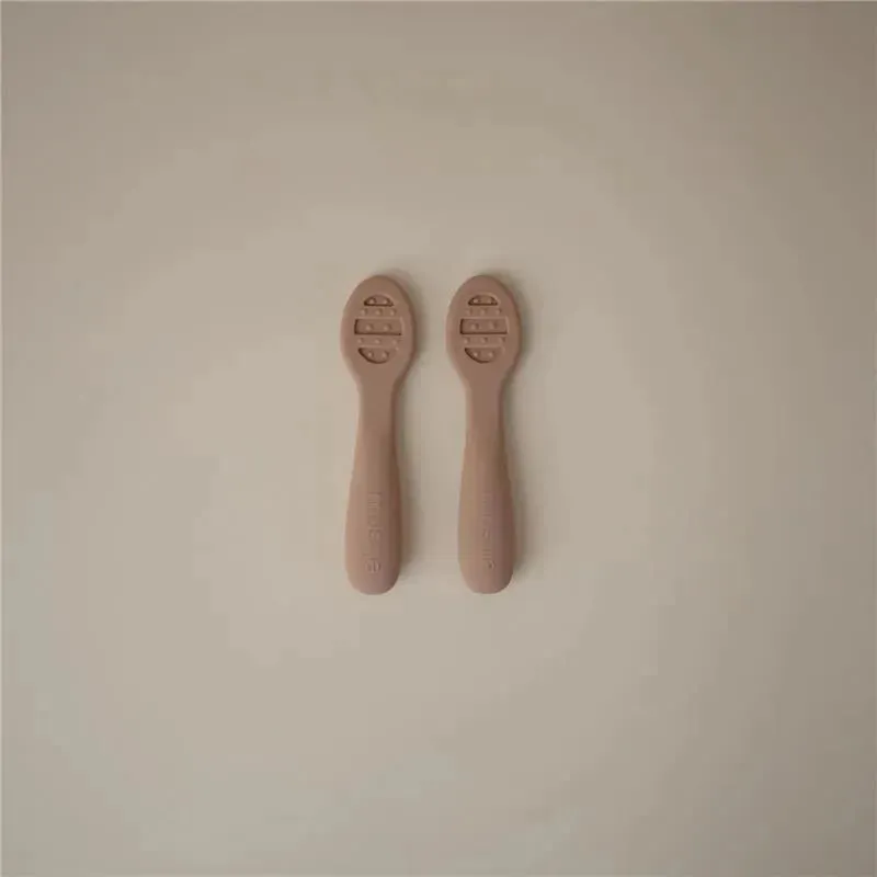 Mushie - Silicone First Feeding Baby Spoons, 2 Pack, Natural, Shifting Sand - Image 2