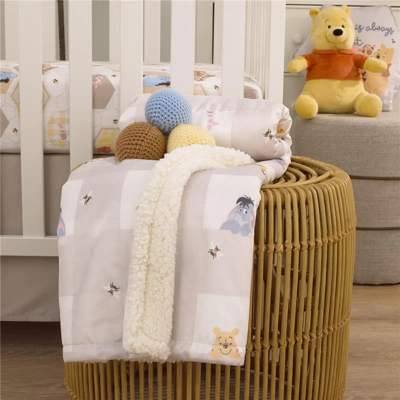 Nojo - Winnie The Pooh Hugs & Honeycombs Baby Blanket - Image 5