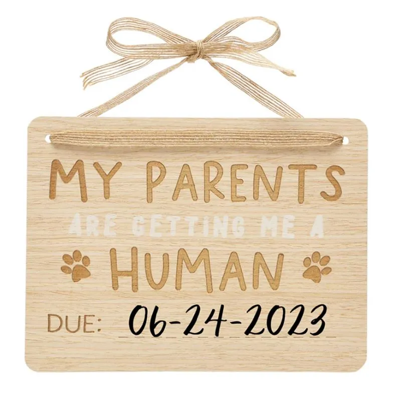 Pearhead - Wooden Pet Pregnancy Announcement Sign