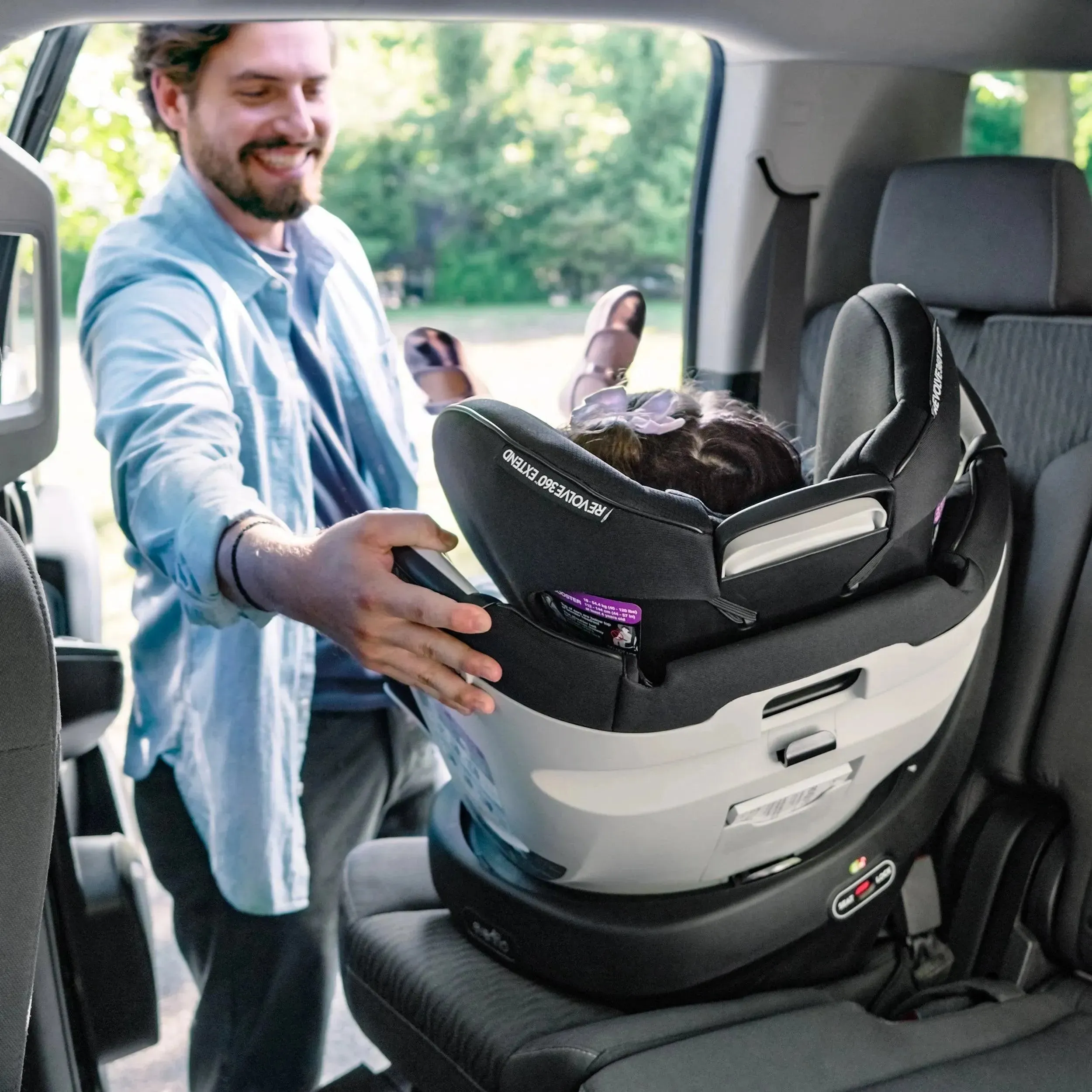 Revolve360 Extend All-in-One Rotational Car Seat with SensorSafe - Image 15