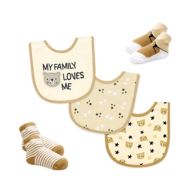 Rose Textiles - 5Pk Bib & Sock Set Tan Family Bear