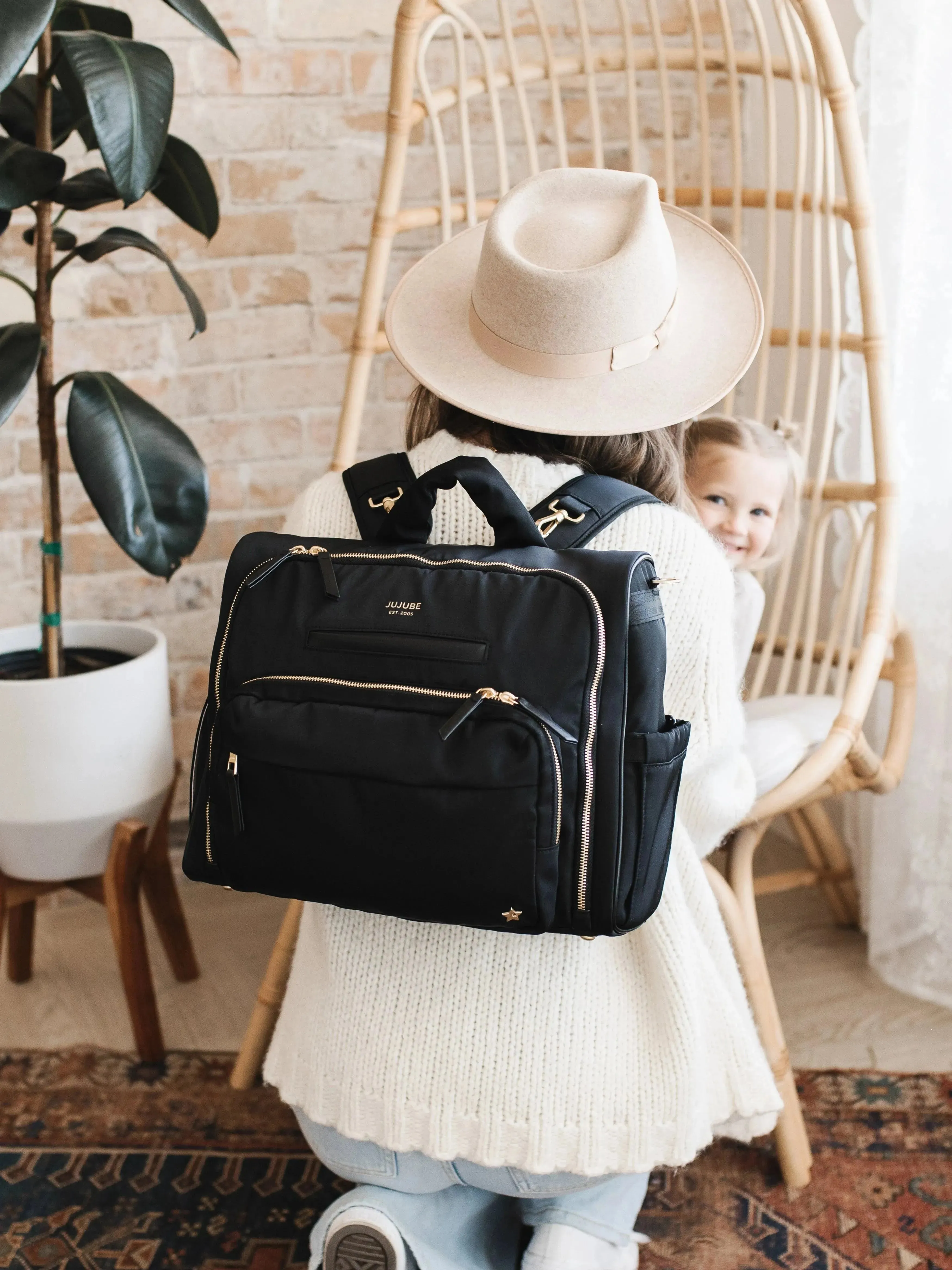 Satchel Black - Image 6