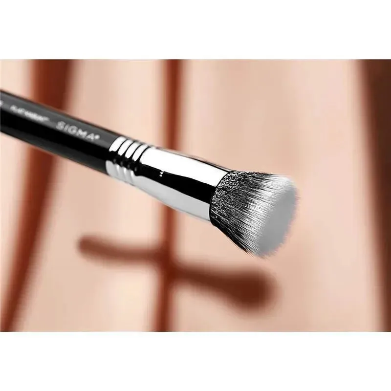 Sigma F80 Air Flat Kabuki Brush - Image 10
