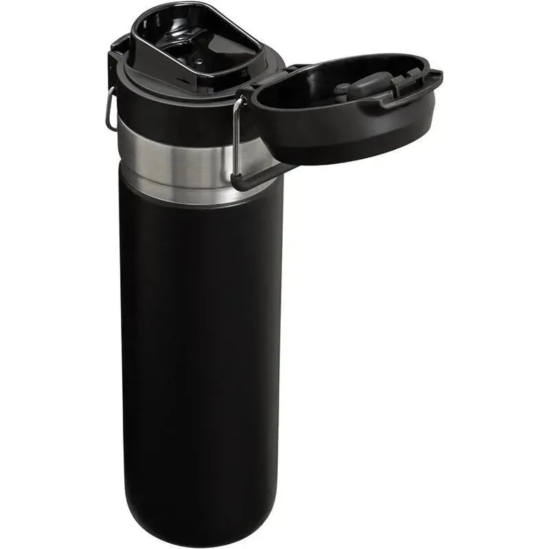 Stanley - 24Oz The Quick Flip Go Bottle, Black - Image 3