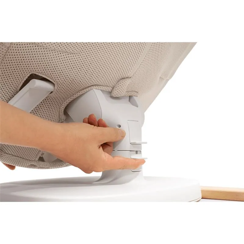 Stokke - Yoga™ Baby Bouncer Light Sand - Image 5